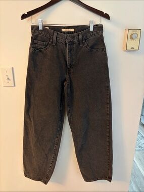 Levi’s “Dad Jeans” 25W